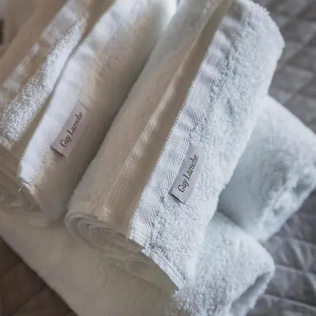 Onar - Luxury 아르고스톨리온