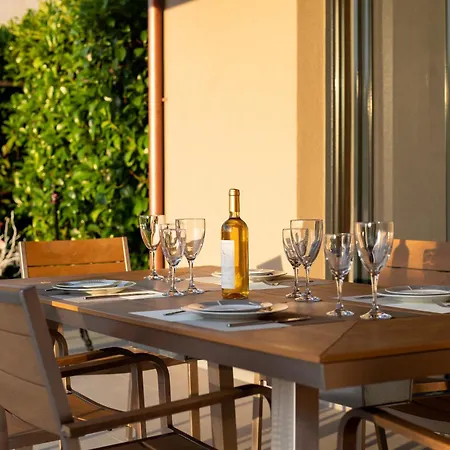 Onar - Luxury Villa *